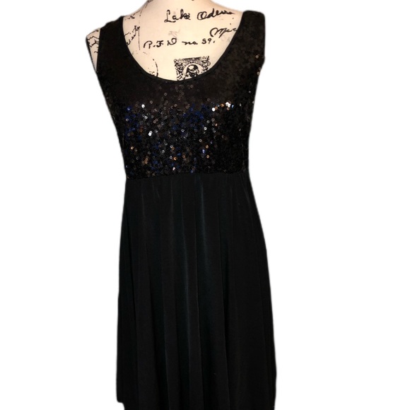 Apt. 9 Dresses & Skirts - Apt. 9 sequins top Dress